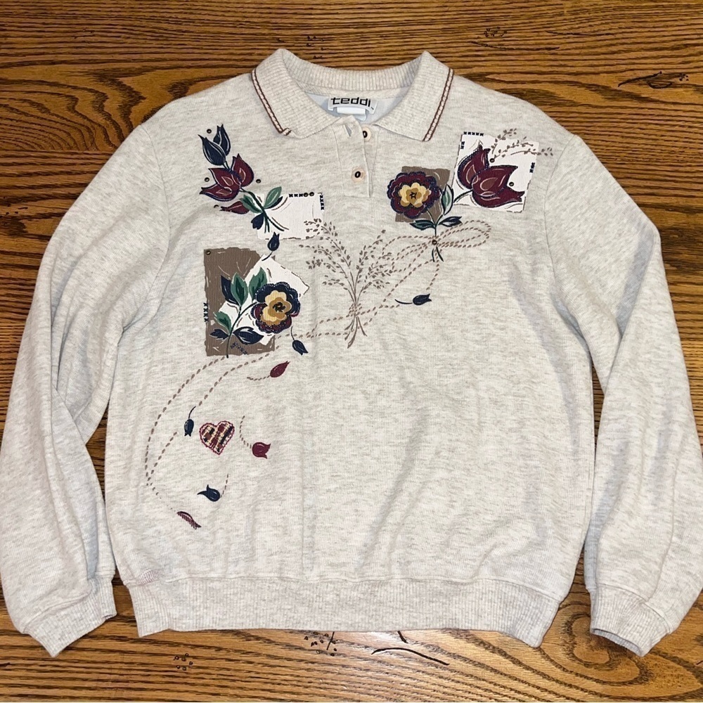 Vintage Teddi Floral Collared Henley Sweatshirt - Picture 2 of 8